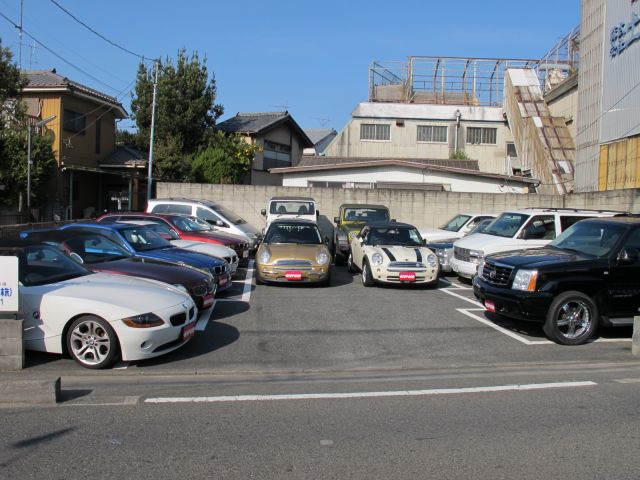 モトーレン足立有限会社