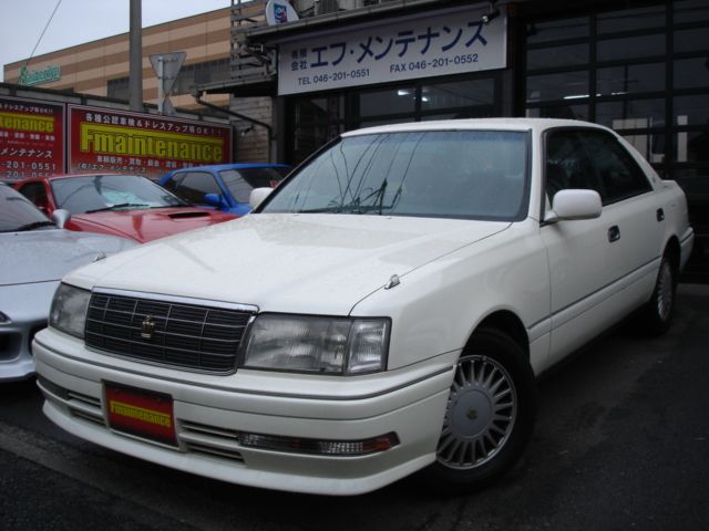 トヨタ クラウン