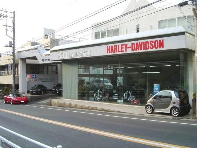 SK GARAGE�{�� (�L)�G�X�P�C�����Ԕ̔��X�܎ʐ^