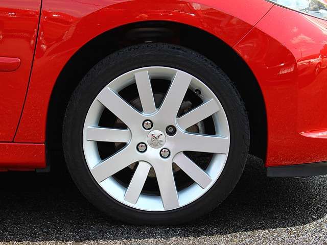 BMW M3 ���Îԏ��F���̑�
