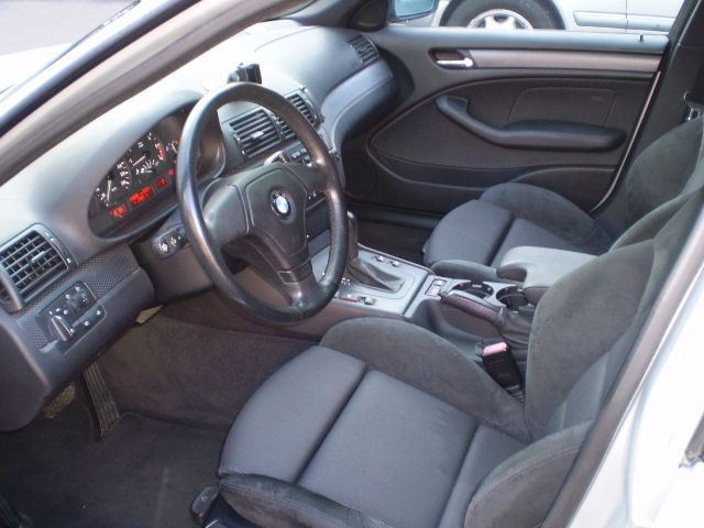 BMW 320i ���Îԏ��F���̑�