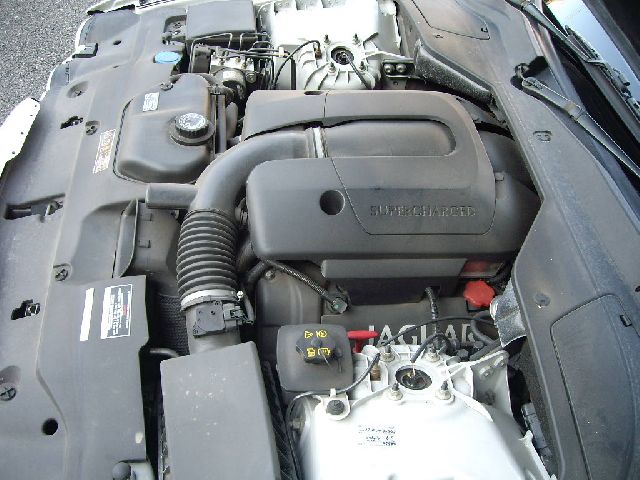 �W���K�[ XJ ���Îԏ��F�G���W��