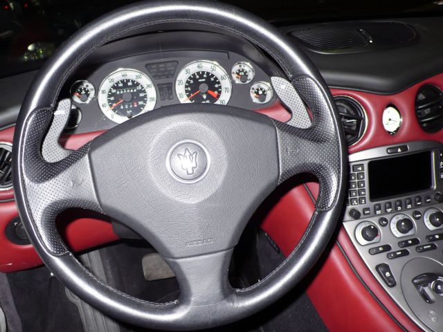 BMW 320i ���g�p�ԏ�� �ڍׂ�����
