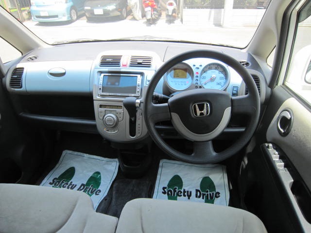 �{���{ V70�F����