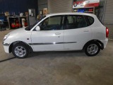 �N���C�X���[ 300C SRT-8 ���Îԏ��F���̑�