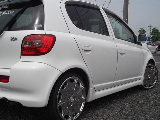 �A�E�f�B A4 ���Îԏ��F���̑�