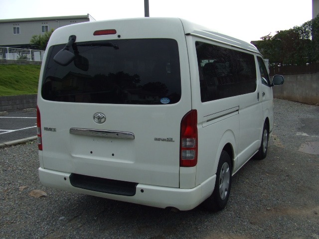 �A�E�f�B A4�A�o���g ���Îԏ��F���̑�