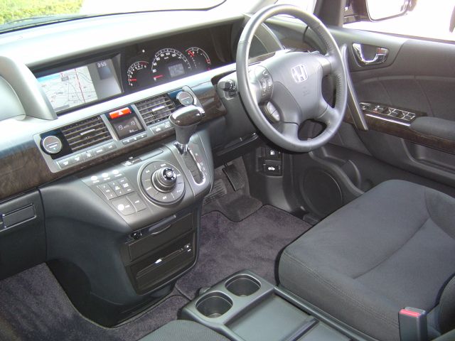 ホンダ エリシオン 中古車情報:内装