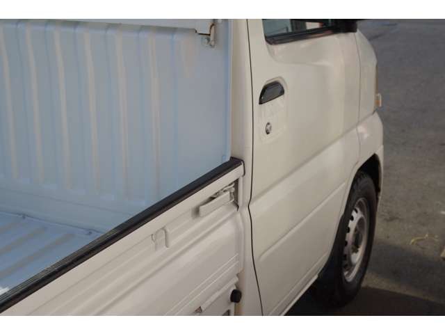 BMW �~�j ���Îԏ��F���̑�