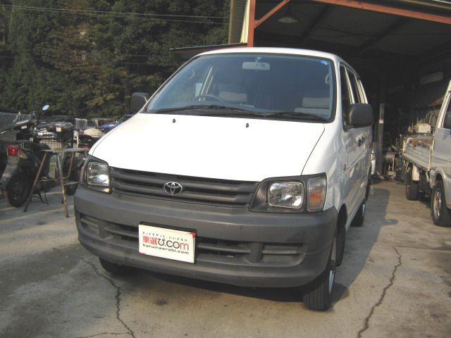 �N���C�X���[ 300 ���Îԏ��F���̑�