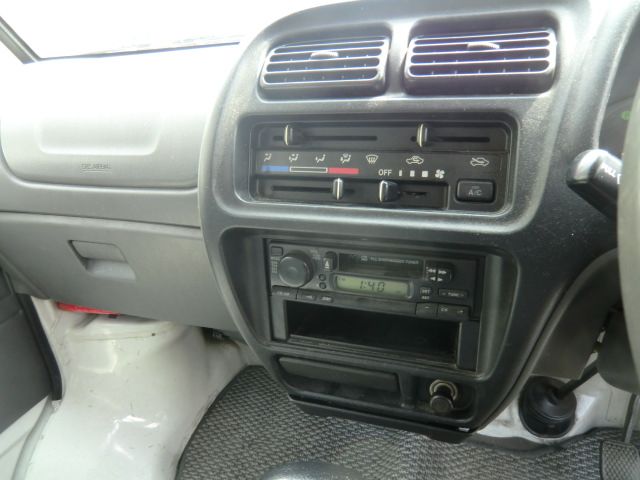 �j�b�T�� �X�J�C���C�� GT-R�F���̑�