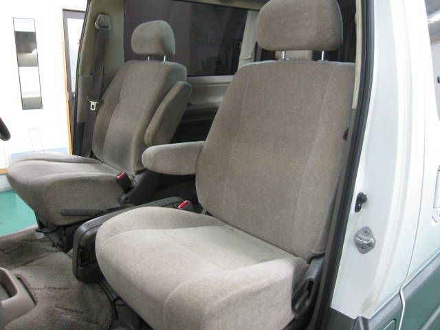 �g���^ �n�C�G�[�X�o�� ���Îԏ��F���̑�
