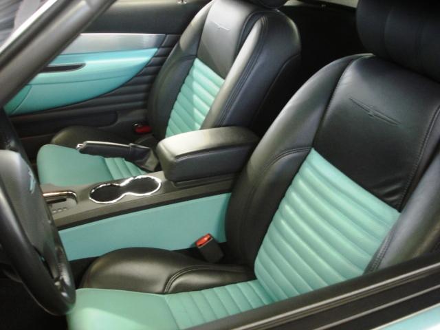 �A�X�g���}�[�`�� DB9 ���Îԏ�� �ڍׂ�����