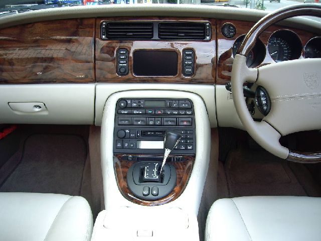 �W���K�[ XK ���Îԏ��F���̑�