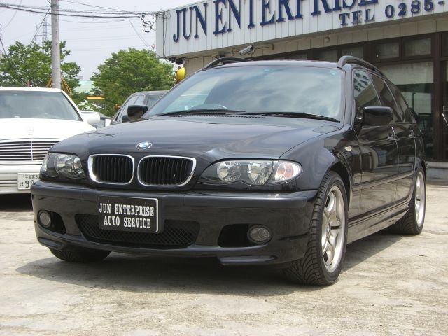 BMW 318i ツーリング 