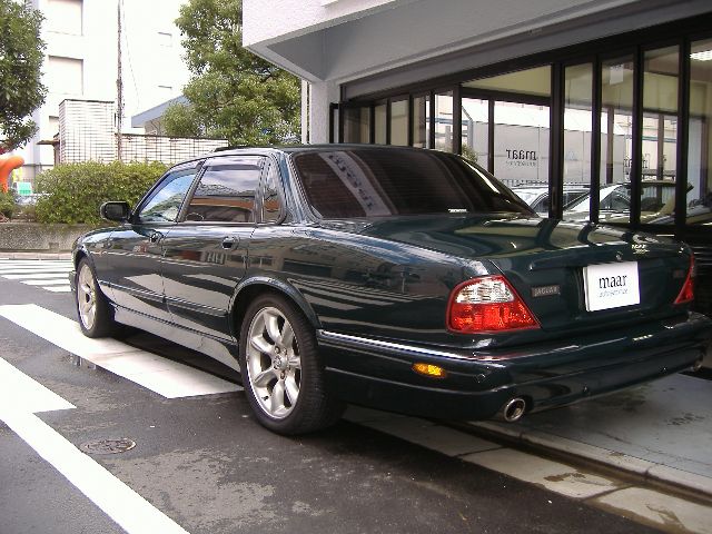 �W���K�[ XJR8 ���Îԏ��F���