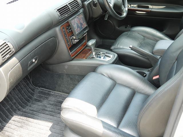 �����Z�f�X�E�x���c S500L�F���[�^�[