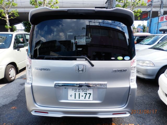 �����Z�f�X�E�x���c V230 ���Îԏ��F���[�^�[