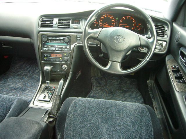 �N���C�X���[ 300�F���̑�