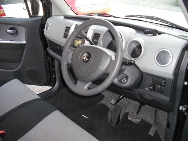 �t�F���[�� 348ts ���Îԏ��F�G���W��