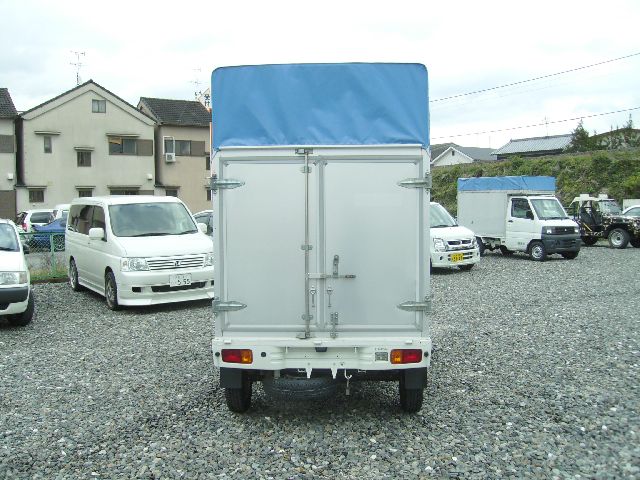 �����J�[�� �i�r�Q�[�^�[ 4WD�F���̑�