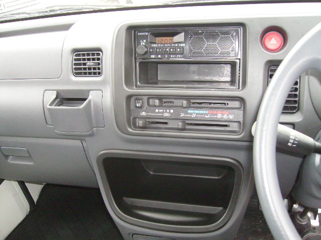 �����J�[�� �i�r�Q�[�^�[ 4WD�F���̑�