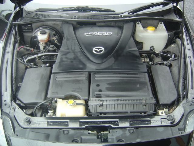 �}�c�_ RX-8 ���Îԏ��F�G���W��