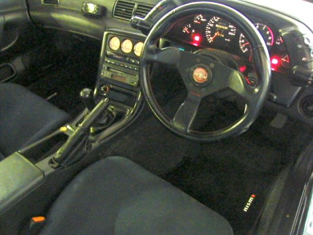 �V�{���[ K10 ���Îԏ��F����