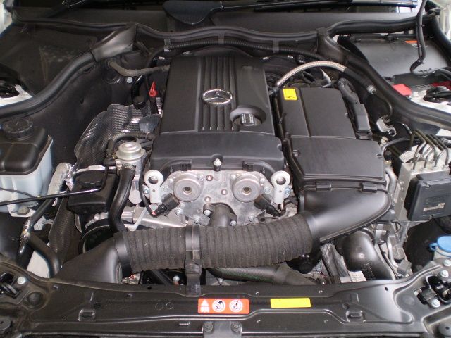 �����Z�f�X�E�x���c CLK200 �R���v���b�T�[ ���Îԏ��F�G���W��