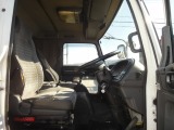 �g���^ �G�X�e�B�}�n�C�u���b�h ���Îԏ��F���C��
