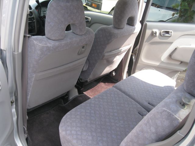 �X�o�� �t�H���X�^�[ ���Îԏ�� �ڍׂ�����