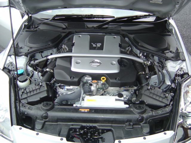 �j�b�T�� �t�F�A���f�B Z ���Îԏ��F�G���W��