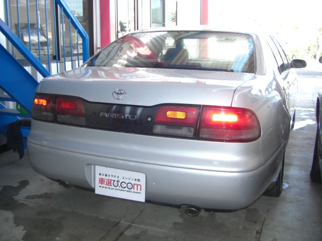 �g���^ �A���X�g ���Îԏ��F���