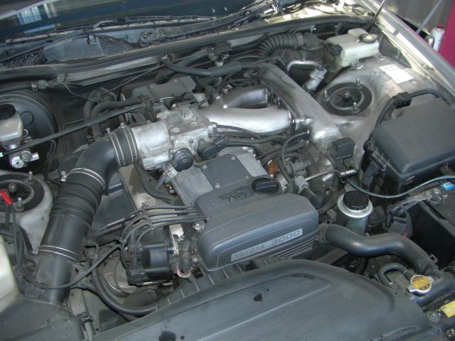 �g���^ �A���X�g ���Îԏ��F�G���W��