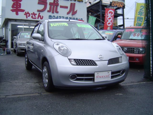 日産 マーチ