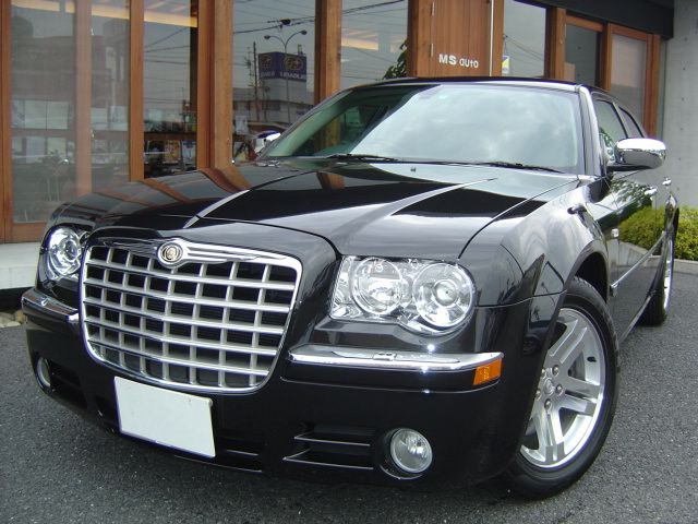 �N���C�X���[ 300C ���g�p�ԏ��F���C��