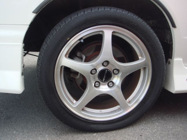 �g���^ �J���[�����S�� ���Îԏ��F���̑�