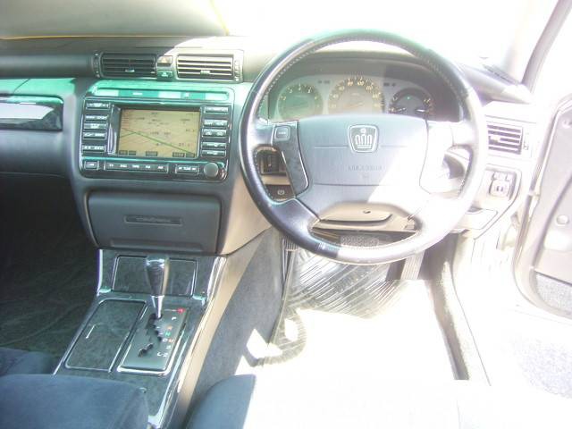 �����Z�f�X�E�x���c C200 ���Îԏ��F�G���W��