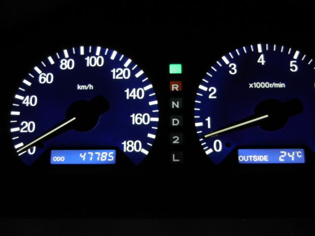 BMW Z4 ���Îԏ��F���