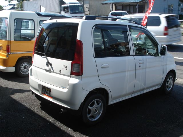 �g���^ �Z���V�I ���Îԏ��F���C��