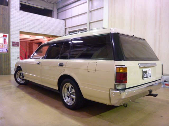 �����Z�f�X�E�x���c E350 �X�e�[�V�������S���F���̑�