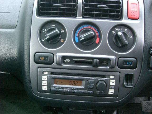 �t�H���N�X���[�Q�� VW�j���[�r�[�g�� �v���X�F�G���W��