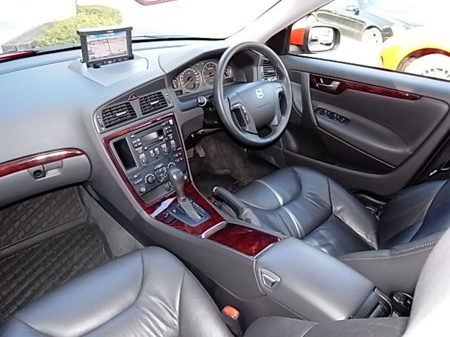�{���{ V70 ���Îԏ��F����
