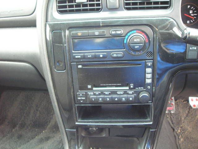 �����Z�f�X�E�x���c SL600�F����