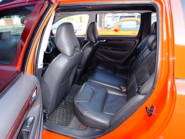 �{���{ V70 ���Îԏ��F���̑�
