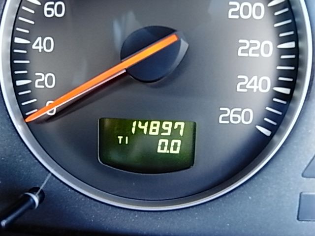 �{���{ V70 ���Îԏ��F���[�^�[