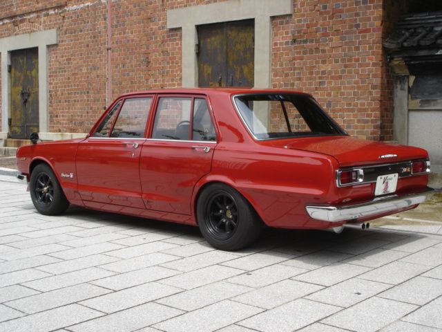 �j�b�T�� �X�J�C���C�� GT-R ���Îԏ��F���