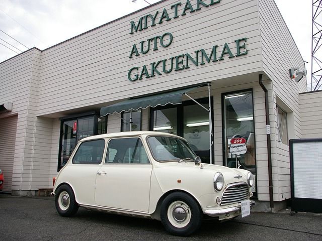 �N���C�X���[ PT�N���[�U�[ ���Îԏ��F���̑�