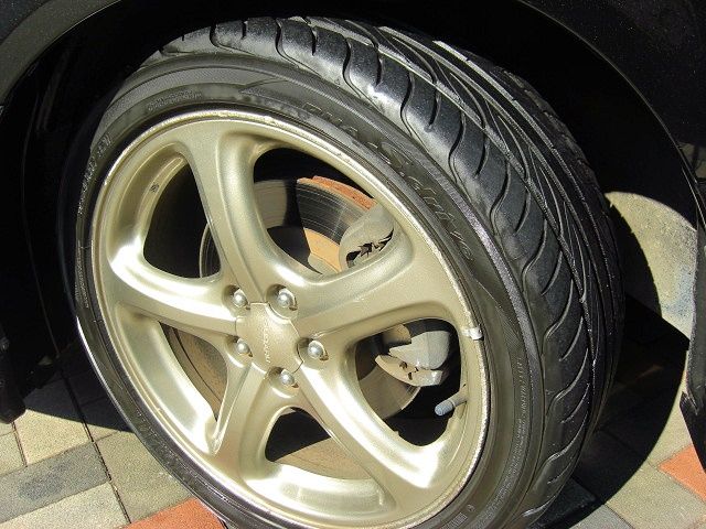 �t�F���[�� 348�X�p�C�_�[�F�G���W��