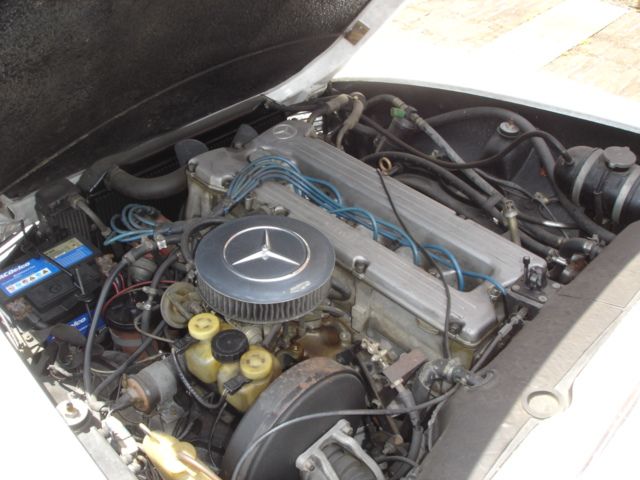 �����Z�f�X�E�x���c 280SL ���Îԏ��F�G���W��